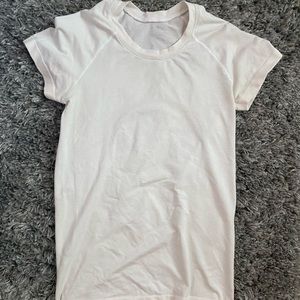 Lululemon swiftly tech